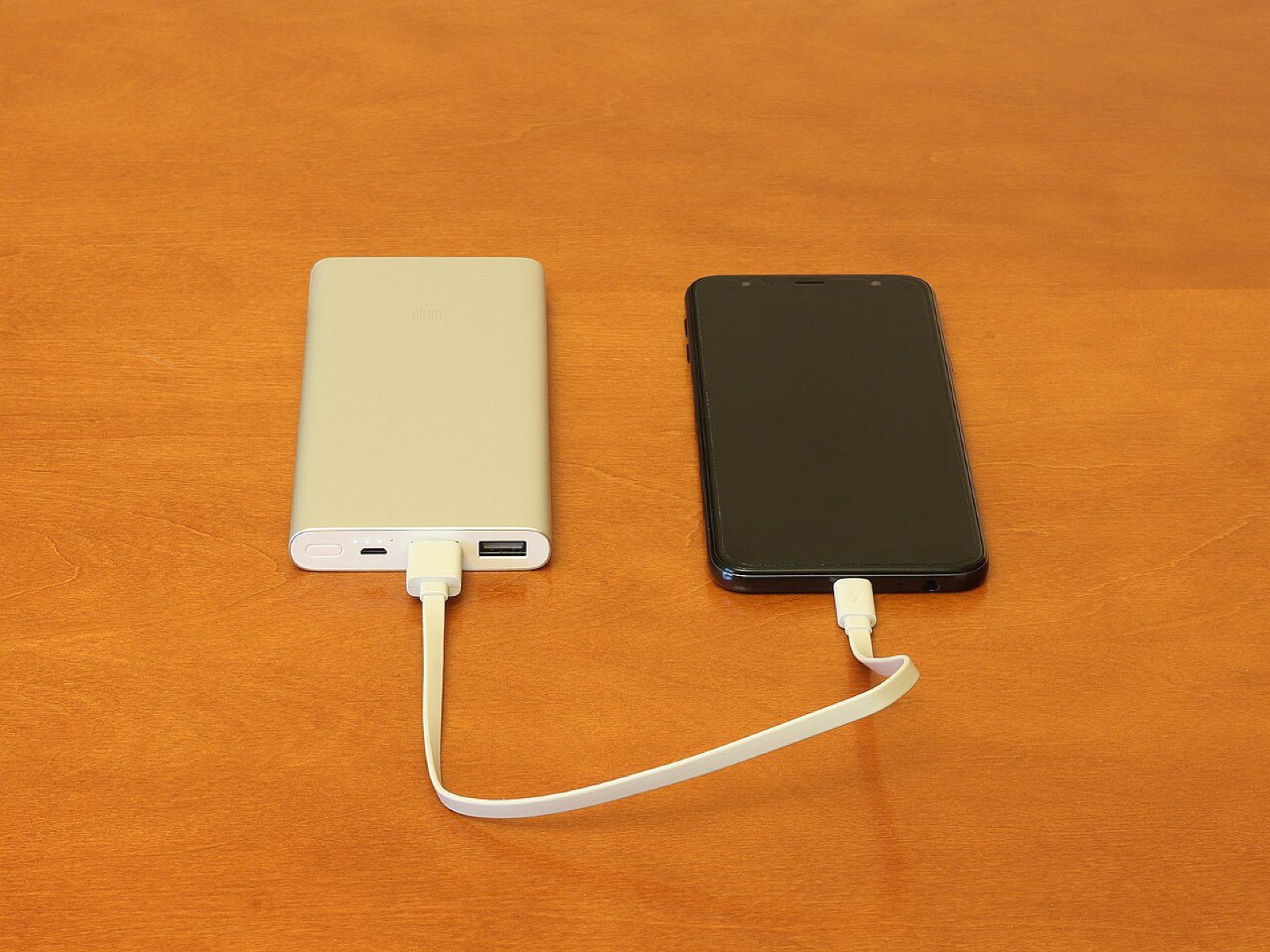 Pin dự phòng Xiaomi Redmi 20000mAh: sạc được bao nhiêu lần