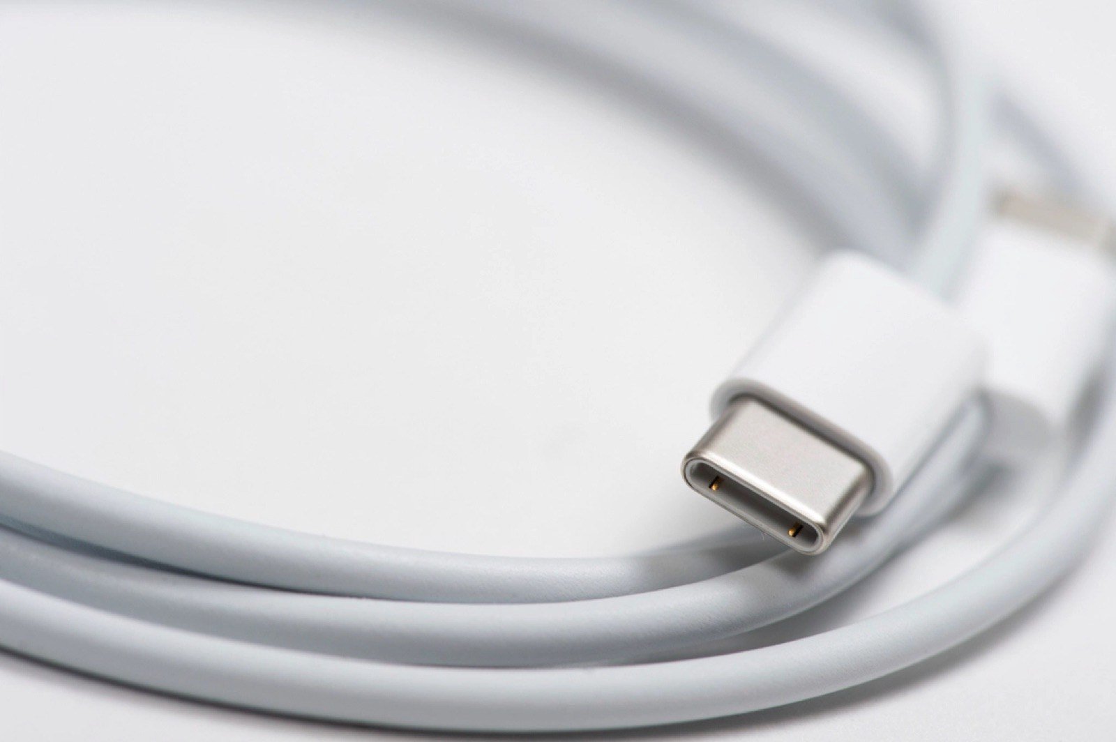 Sạc iPad zin chính hãng: nhận biết và chọn đúng công suất